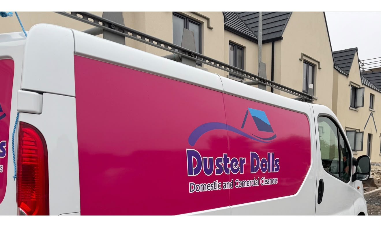 Duster Dolls Van